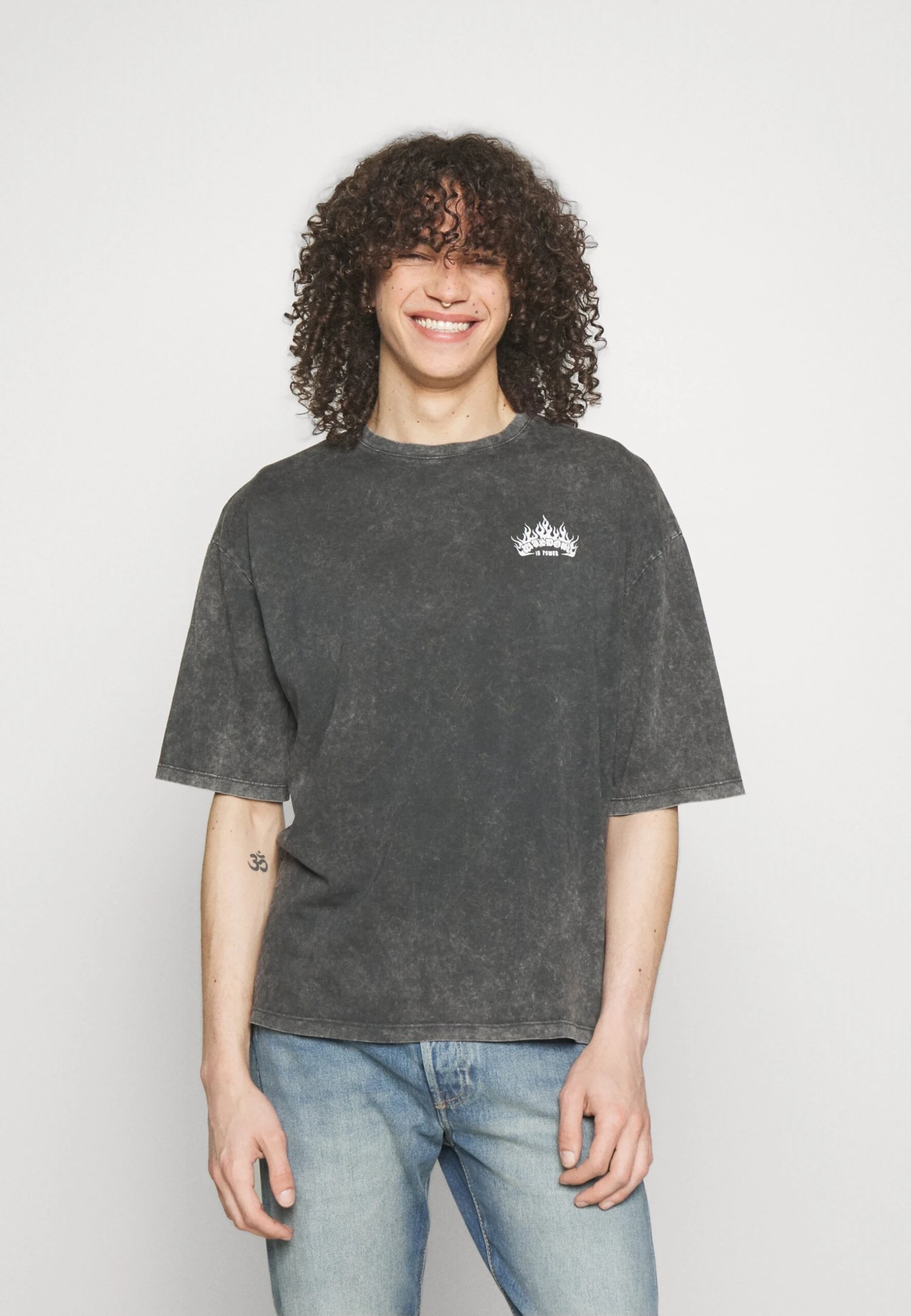 YOURTURN Skull Graphic Tee Unisex - T-Shirt Print - Mottled Black - Afbeelding 3